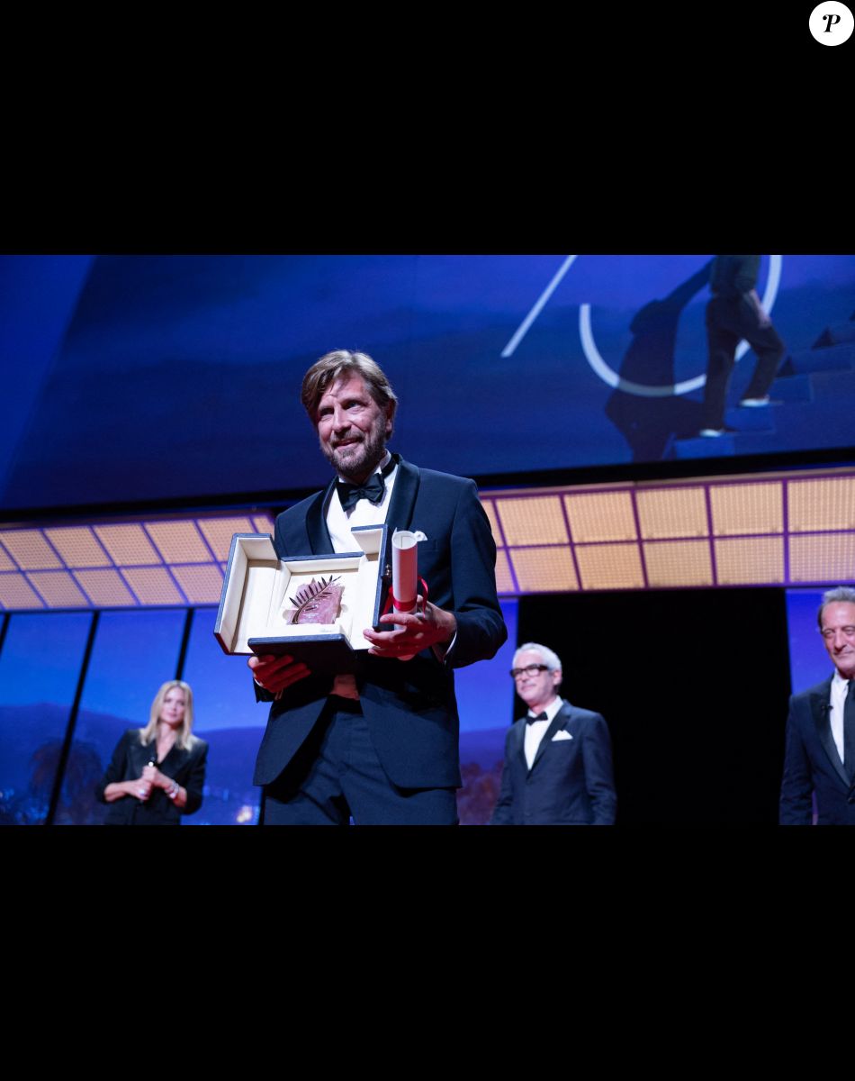 Ruben Östlund (Palme d'Or pour " Sans Filtre (Triangle of Sadness) " - Cérémonie de clôture du 75ème Festival International du Film de Cannes. Le 28 mai 2022