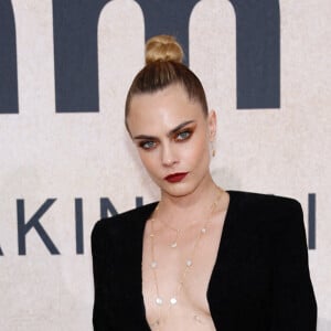 Cara Delevingne - Photocall du gala de l'AmFar 2022 à l'Hôtel du Cap-Eden-Roc à Antibes le 26 mai 2022. © Cyril Moreau / Bestimage