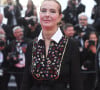 Carole Bouquet - Montée des marches pour la cérémonie de clôture du 75ème Festival International du Film de Cannes. Le 28 mai 2022 © Giancarlo Gorassini / Bestimage 