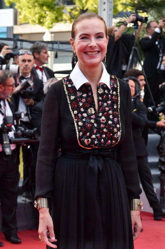 Carole Bouquet - Montée des marches pour la cérémonie de clôture du 75ème Festival International du Film de Cannes. Le 28 mai 2022 © Giancarlo Gorassini / Bestimage