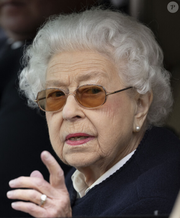 La reine Elisabeth II d'Angleterre assiste au "Royal Windsor Horse Show" à Windsor, Royaume Uni, le 13 mai 2022.