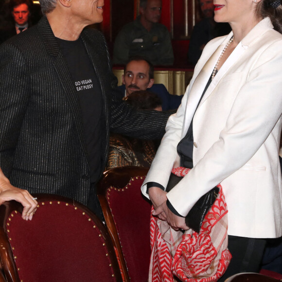 Mélanie Page, son mari Nagui et Delphine Ernotte (PDG de France Télévisions) - 33ème " Nuit des Molières " aux Folies Bergère à Paris le 30 Mai 2022. Bertrand Rindoff / Bestimage 