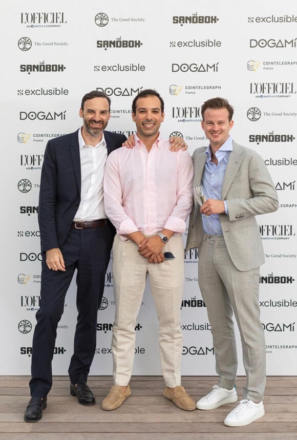 



Adrien Magdelaine, Bilal El Alamy, Max Stöckl (fondateurs Dogami) - Soirée "Let's Mint the Party" sur la plage de l'hôtel Martinez lors du 75e Festival de Cannes, le 26 mai 2022.



