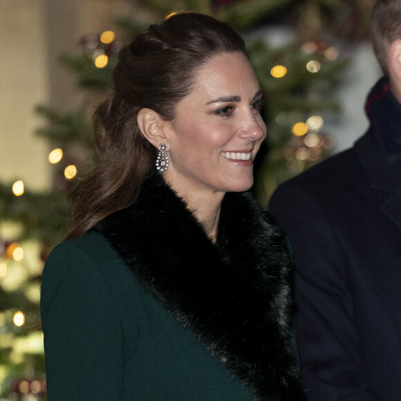 Catherine Kate Middleton, duchesse de Cambridge, le prince William, duc de Cambridge - La famille royale se réunit devant le chateau de Windsor pour remercier les membres de l'Armée du Salut et tous les bénévoles qui apportent leur soutien pendant l'épidémie de coronavirus (COVID-19) et à Noël le 8 décembre 2020.