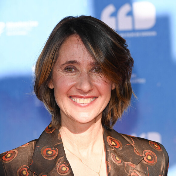 Alexia Laroche-Joubert au photocall du jury de la première édition du film de demain (FFD) au Ciné Lumière de Vierzon le 2 juin 2022. © Coadic Guirec / Bestimage 