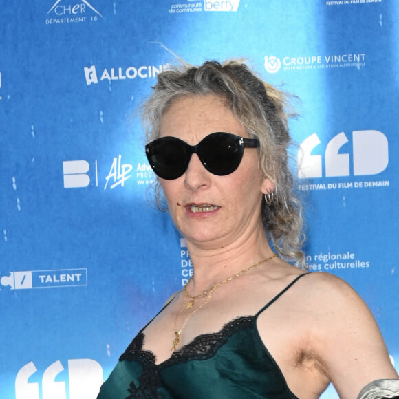 Corinne Masiero (présidente du jury) au photocall du jury de la première édition du film de demain (FFD) au Ciné Lumière de Vierzon le 2 juin 2022. © Coadic Guirec / Bestimage 