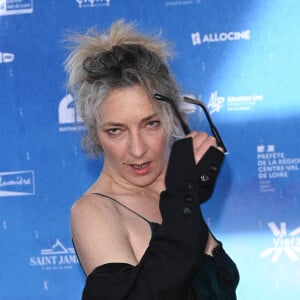 Corinne Masiero (présidente du jury) au photocall du jury de la première édition du film de demain (FFD) au Ciné Lumière de Vierzon le 2 juin 2022. © Coadic Guirec / Bestimage 