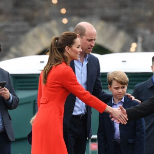 Le prince George - Le duc et la duchesse de Cambridge, et leurs enfants, en visite à Cardiff, à l'occasion du jubilé de platine de la reine d'Angleterre. Le 4 juin 2022