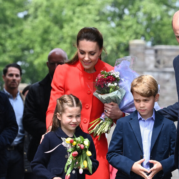 Le prince George - Le duc et la duchesse de Cambridge, et leurs enfants, en visite à Cardiff, à l'occasion du jubilé de platine de la reine d'Angleterre. Le 4 juin 2022