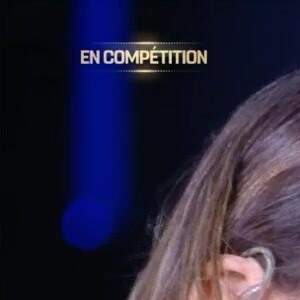 Amir Haddad : sa femme Lital, enceinte, le rejoint sur scène dans La chanson de l'année sur TF1