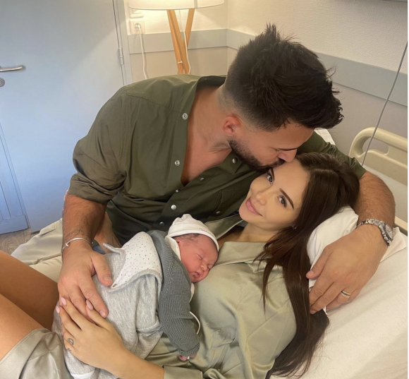 Nabilla a donné naissance à son deuxième enfant, un petit garçon prénommé Leyann - Instagram