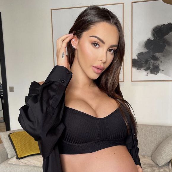 Nabilla a donné naissance à son deuxième enfant, un petit garçon prénommé Leyann - Instagram