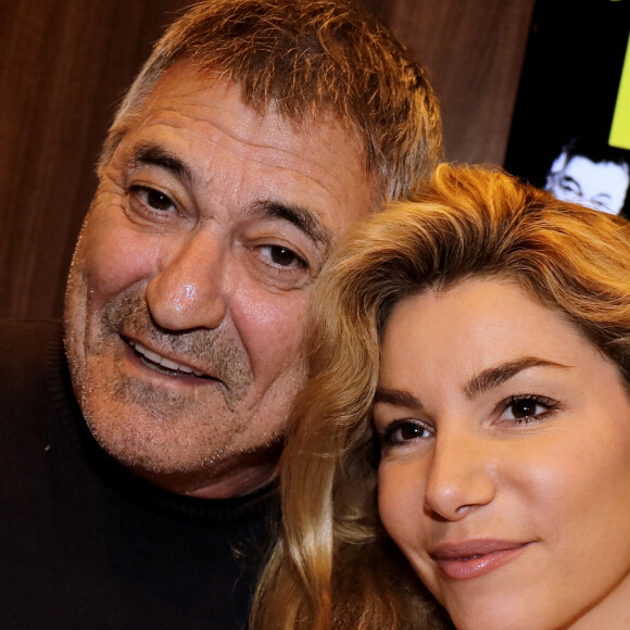 Jean-Marie Bigard avec sa femme Lola Marois Bigard - 38e salon du livre de Paris à la Porte de Versailles le 17 mars 2018. © Cédric Periin/Bestimage