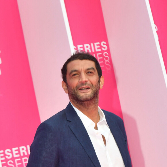 Ramzy Bedia lors du photocall de la soirée de clôture de la 2ème édition du "Canneseries" au palais des Festivals à Cannes, France, le 10 avril 2019. © Rachid Bellak/Bestimage 