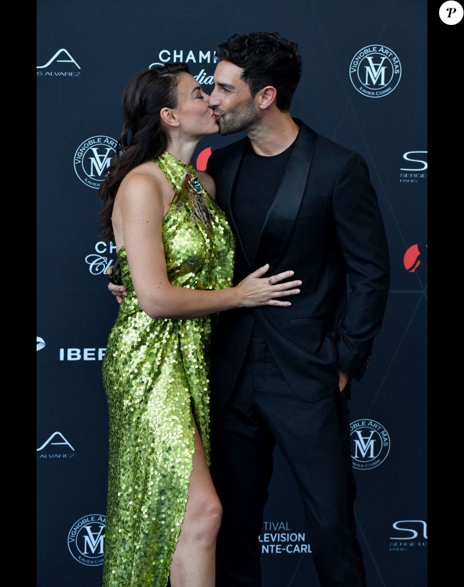 Elsa Bois Et Miss France 2022 Michou et Elsa Bois : Premier tapis rouge à deux, le coupe rayonnant devant  Rachel Legrain-Trapani, folle amoureuse : le diaporama - Purepeople