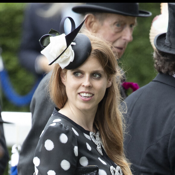 La Princesse Beatrice au 5ème jour du Royal Ascot. Ascot, UK, le 18 juin 2022. Photo by Stephen Lock / i-Images/ABACAPRESS.COM