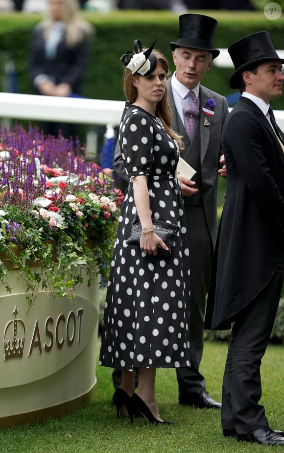 La Princesse Beatrice au 5ème jour du Royal Ascot. Ascot, UK, le 18 juin 2022. Photo by Aaron Chown / i-Images/ABACAPRESS.COM