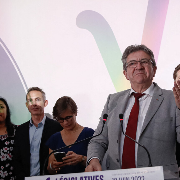 Jean-Luc Melenchon prononce un discours lors de la soirée électorale au siège de Nupes, à l'issue du premier tour des élections législatives françaises à Paris le 12 juin 2022. © Aurélien Morissard / Panoramic / Bestimage