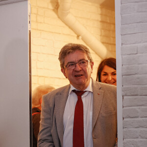 Jean-Luc Melenchon prononce un discours lors de la soirée électorale au siège de Nupes, à l'issue du premier tour des élections législatives françaises à Paris le 12 juin 2022. © Aurélien Morissard / Panoramic / Bestimage