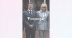 Brigitte Macron très chic en tailleur gris perle pour aller voter avec Emmanuel sous la pluie !