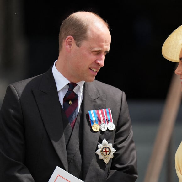 Le prince William, duc de Cambridge, et Catherine (Kate) Middleton, duchesse de Cambridge - Les membres de la famille royale et les invités à la sortie de la messe du jubilé, célébrée à la cathédrale Saint-Paul de Londres, Royaume Uni, le 3 juin 2022. 