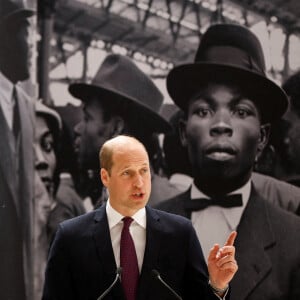 Catherine Kate Middleton, duchesse de Cambridge, et le prince William, duc de Cambridge lors de l'inauguration d'un monument à la gare de Waterloo pour célébrer le Windrush Day. le 22 juin 2022.