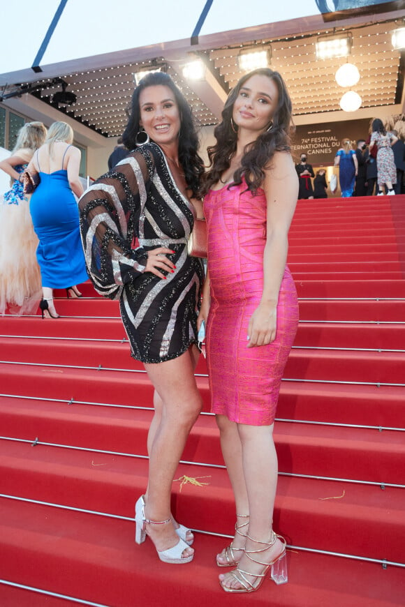 Cécile (émission "Mariés au premier regard") et sa fille Anissa - Montée des marches du film " Stillwater " lors du 74ème Festival International du Film de Cannes. Le 8 juillet 2021 © Borde-Jacovides-Moreau / Bestimage 