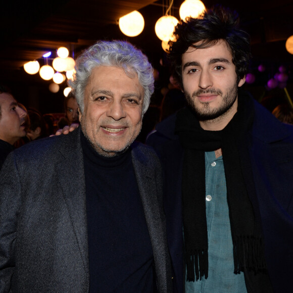 Enrico Macias avec son petit-fils Symon Milshtein lors de l'after-party du film de "Raid Dingue" au restaurant Bermuda Onion à Paris. © Rachid Bellak/Bestimage 