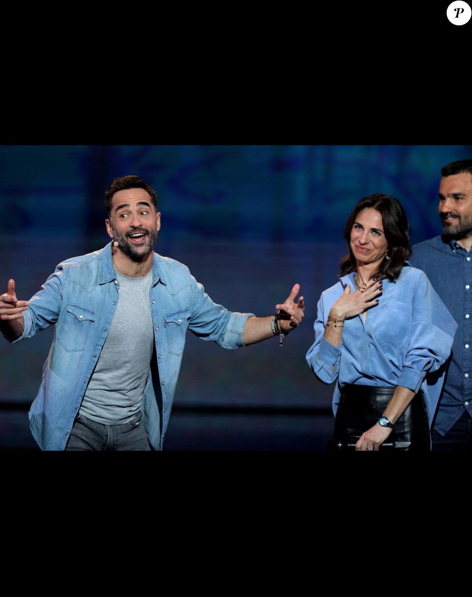 Exclusif - Florent Peyre et sa compagne Virginie Stref, Frédéric Decory - Enregistrement de l'émission "La Chanson secrète 11" à Paris. © Jacovides-Moreau / Bestimage