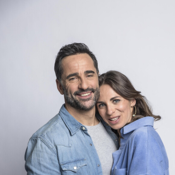 Exclusif - Florent Peyre, sa compagne Virginie Stref - Backstage - Enregistrement de l'émission "La Chanson secrète 11" à Paris. © Jacovides-Moreau / Bestimage