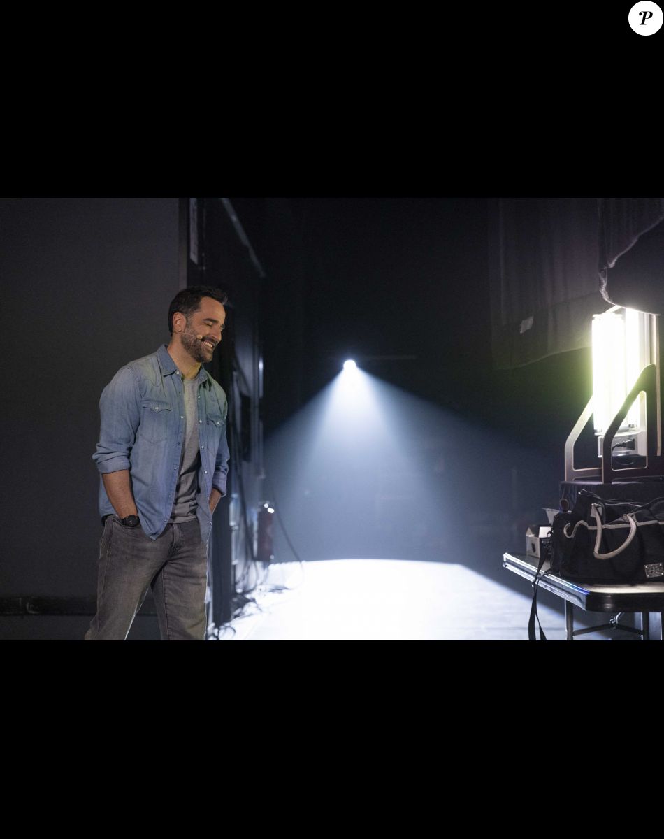 Exclusif - Florent Peyre - Backstage - Enregistrement de l'émission "La Chanson secrète 11" à Paris. © Jacovides-Moreau / Bestimage