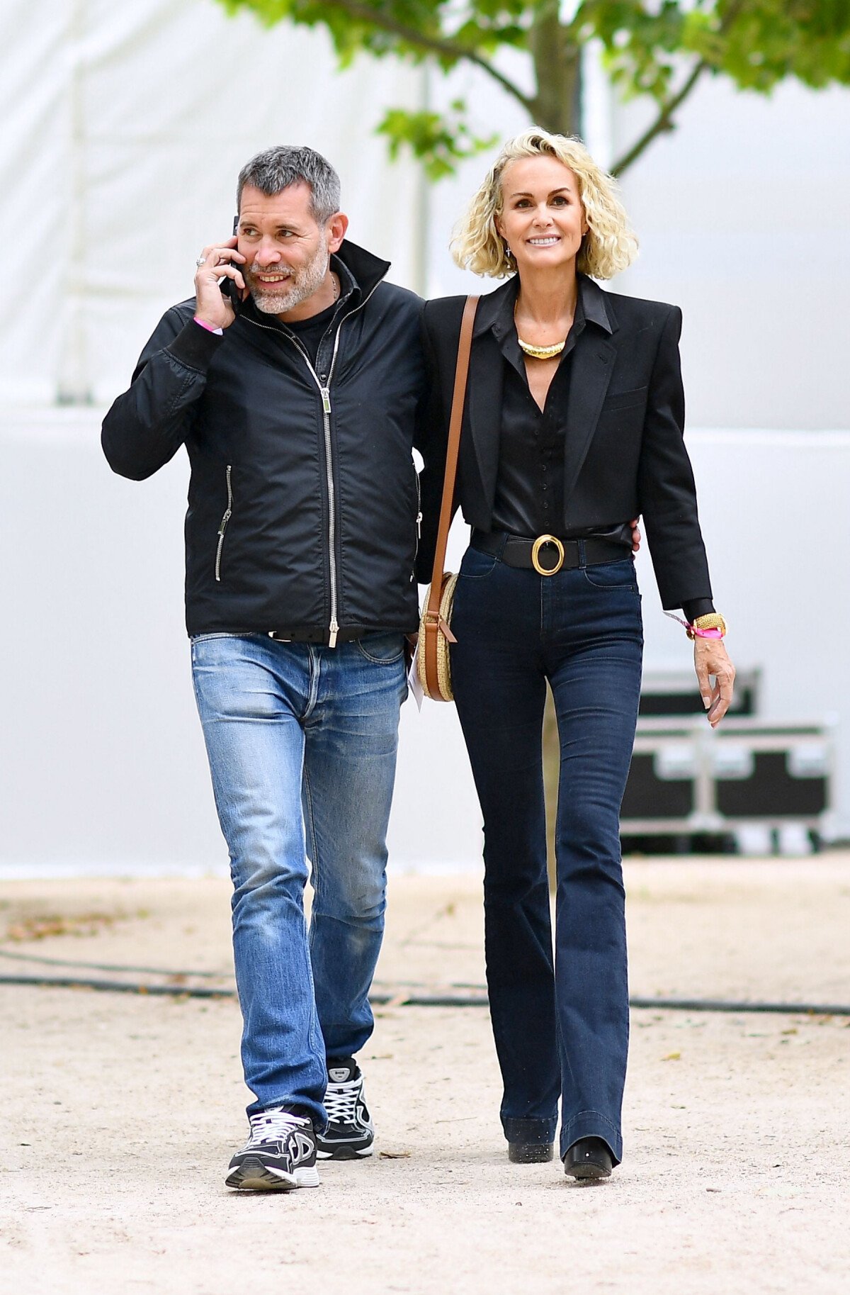 Photo Exclusif Laeticia Hallyday Et Son Compagnon Jalil Lespert Quittent Le Longines Paris