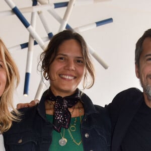 Exclusif - Virginie Coupérie-Eiffel, Vanille Clerc et Guillaume Canet dans l'Espace VIP de la 8ème édition du "Longines Paris Eiffel Jumping" au Champ de Mars à Paris, le 26 juin 2022. © Perusseau/Gorassini/Tribeca/Bestimage