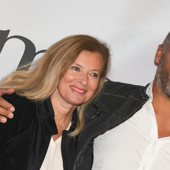 Valérie Trierweiler et son compagnon Romain Magellan - Avant-première du film "Les fantasmes" au cinéma Pathé Wepler à Paris. Le 24 juin 2021 © Coadic Guirec / Bestimage