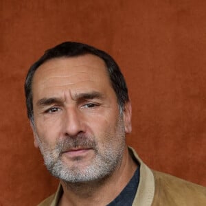 Gilles Lellouche au village lors des Internationaux de France de Tennis de Roland-Garros 2022 à Paris, le 5 juin 2022. © Dominique Jacovides/Bestimage