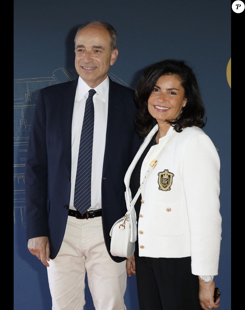 Jean-François Copé et sa femme Nadia - Soirée de gala "Coeur Central" au profit de Terre d'Impact fonds de dotation de la FFT et de l'association Fête le Mur sur le Court Central Philippe Chatrier à Roland Garros, Paris le 5 juillet 2022. © Marc Ausset-Lacroix/Bestimage