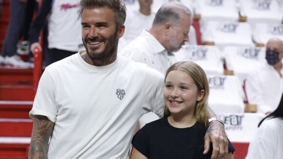 Harper Beckham choquée et "dégoûtée" : ces détails du passé de sa mère qu'elle critique vivement