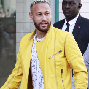 Neymar Jr - Arrivées au défilé de mode Haute-Couture automne-hiver 2022-2023 "Jean Paul Gaultier" à Paris. Le 6 juillet 2022 © Christophe Aubert via Bestimage 