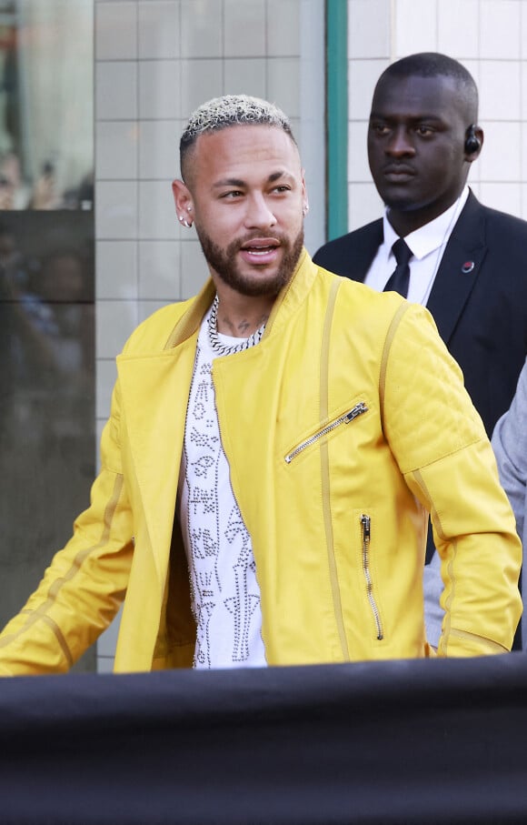Neymar Jr - Arrivées au défilé de mode Haute-Couture automne-hiver 2022-2023 "Jean Paul Gaultier" à Paris. Le 6 juillet 2022 © Christophe Aubert via Bestimage 