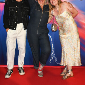 Valérie Damidot avec ses enfants Norman et Roxanne - Avant-première du film "Thor Love and Thunder" au Grand Rex à Paris le 7 juillet 2022. © Coadic Guirec/Bestimage