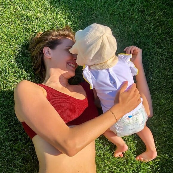 Ophélie Meunier et sa fille Valentine.