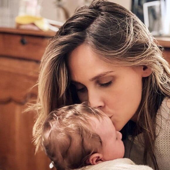 Ophélie Meunier et sa fille Valentine.