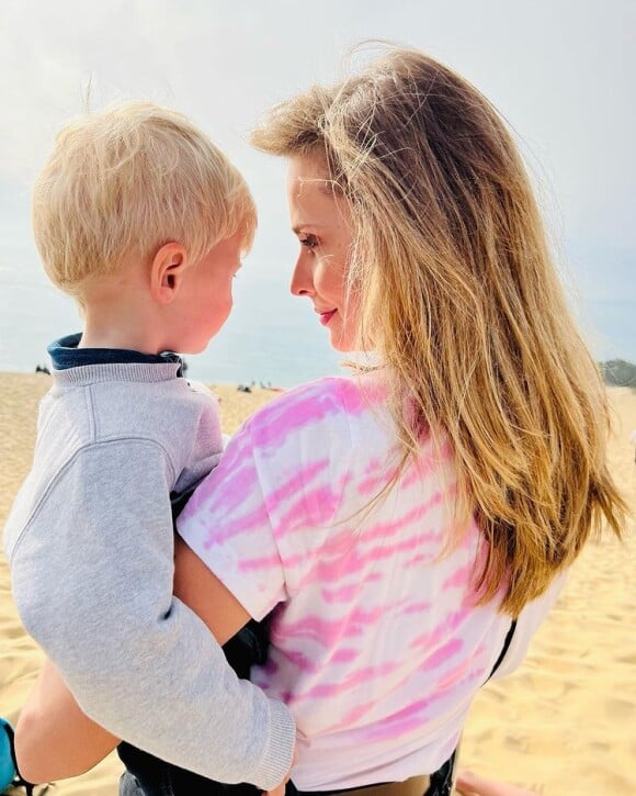 Ophélie Meunier et son fils Joseph.