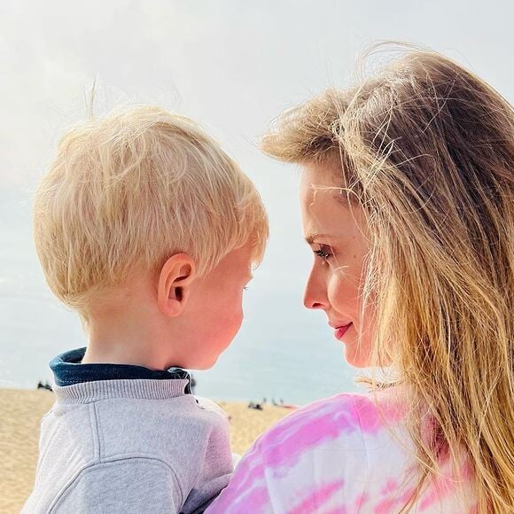 Ophélie Meunier et son fils Joseph.