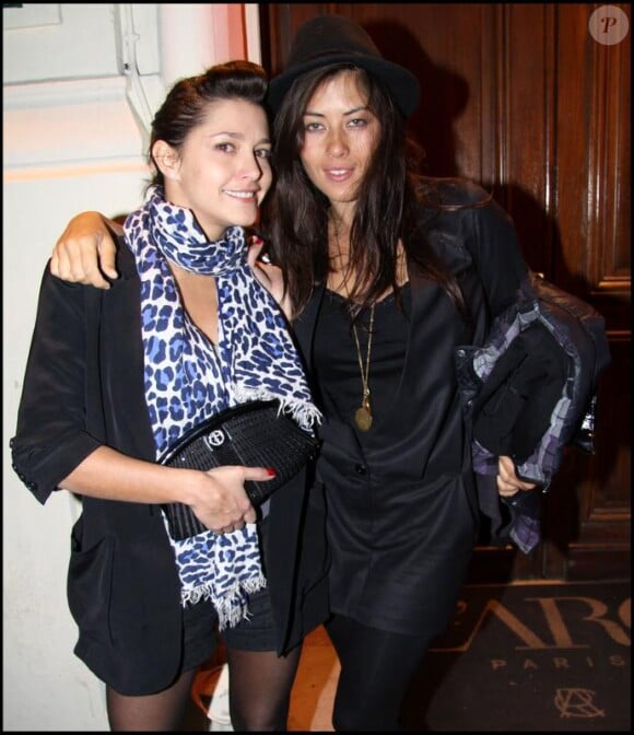 Mylène Jampanoï et Emma De Caunes le 4 février 2010 à la soirée Nosylis