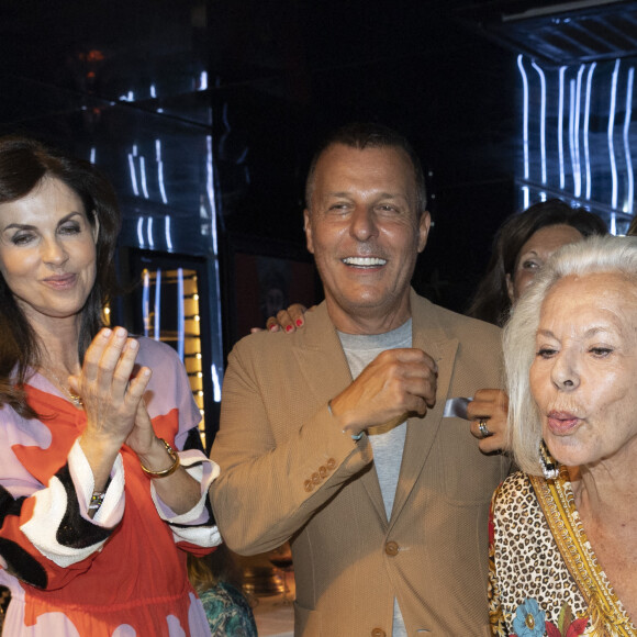 Exclusif - Caroline Barclay, Jean Roch et Jacqueline Veyssière lors de l'anniversaire de Jacqueline Veyssière au VIP Room à Saint-Tropez le 11 juillet 2022. © Cyril Moreau / Bestimage