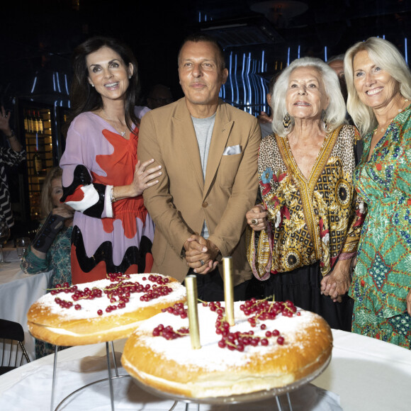 Exclusif - Caroline Barclay, Jean Roch, Jacqueline Veyssière, Marie Sara lors de l'anniversaire de Jacqueline Veyssière au VIP Room à Saint-Tropez le 11 juillet 2022. © Cyril Moreau / Bestimage