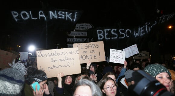 Manifestation contre la nomination de Roman Polanski avant la 45ème cérémonie des César à Paris, le 28 février 2020. 