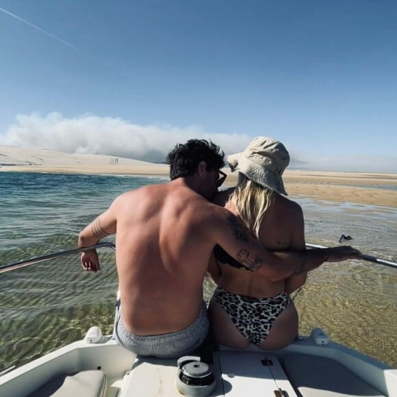 Sophie Tapie a retrouvé l'amour avec un jeune rugbyman Baptiste Germain. @ Instagram / Baptiste Germain