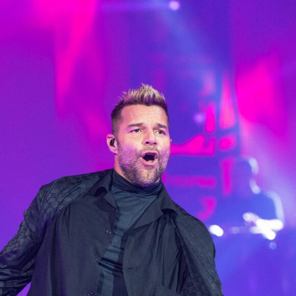 Ricky Martin est en concert au FTX Arena à Miami le 22 octobre 2021. 